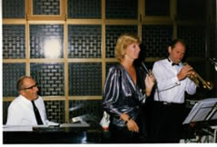 Pete, Sandie & Ray Jazzing it up!